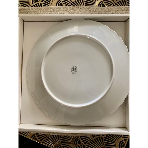 Andrea by Sadek cake plate and server floral porcelain with gold trim 10” - Picture 5 of 10